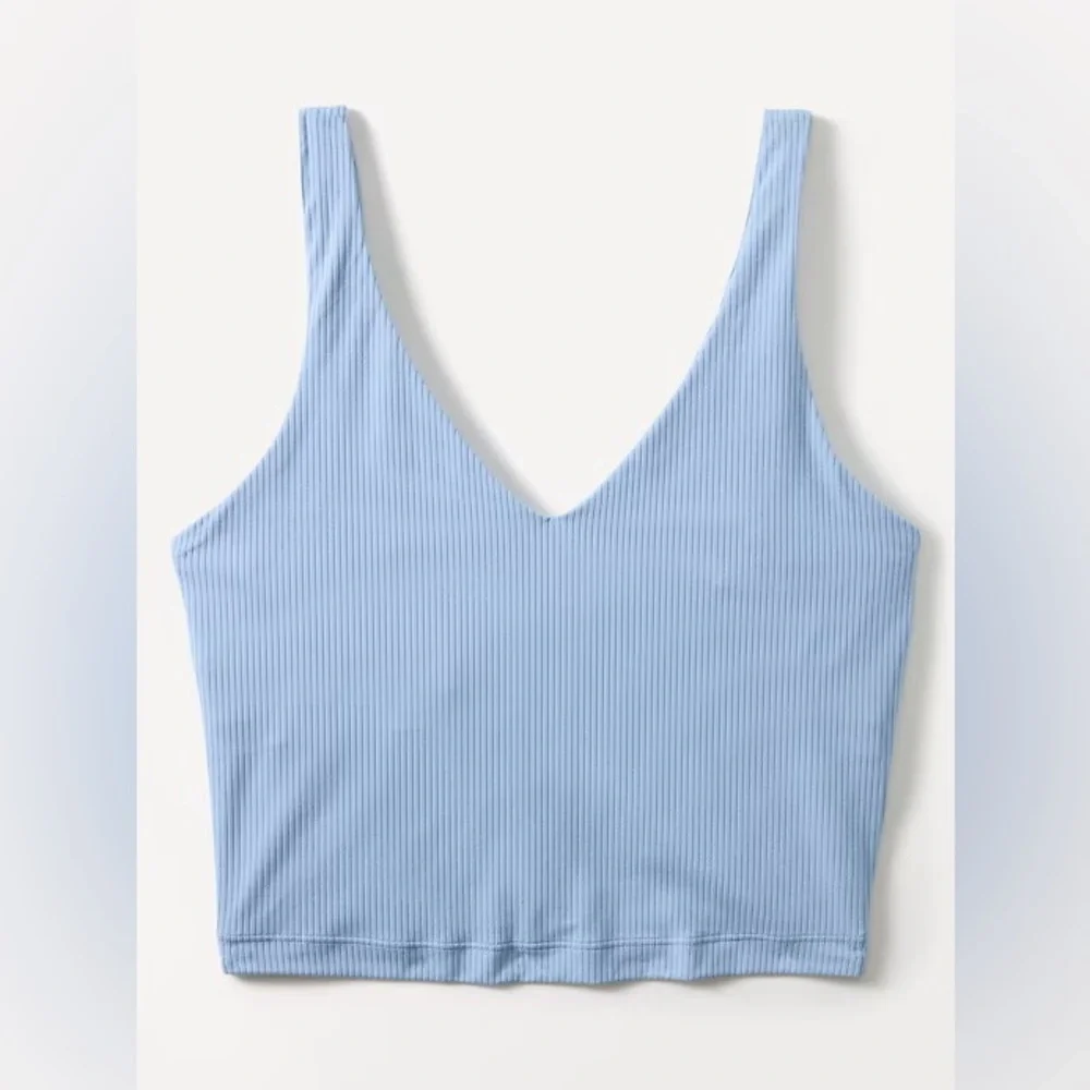 NWT Athleta Transcend V Neck Rib Crop Sports Bra A-C Small Heron Blue - Picture 3 of 11